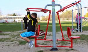 2013 ny&iacute;regyh&aacute;za &ouml;r&ouml;k&ouml;sf&ouml;ld kondipark gyerekeszk&ouml;z&ouml;kkel 05