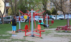 2013 ny&iacute;regyh&aacute;za &ouml;r&ouml;k&ouml;sf&ouml;ld kondipark gyerekeszk&ouml;z&ouml;kkel 08