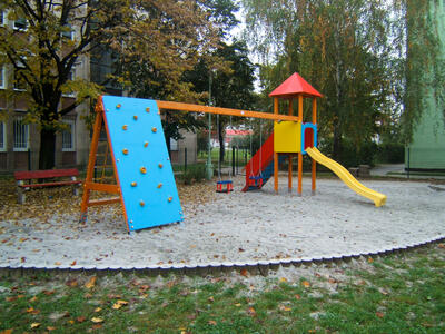 csinom janko csuszdas hintas maszo 013