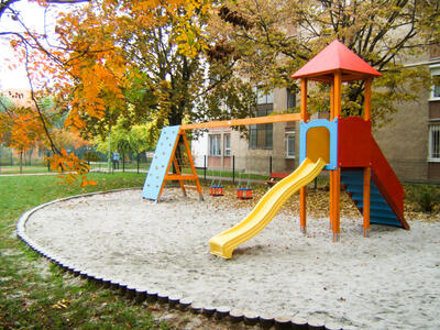 csinom janko csuszdas hintas maszo 016